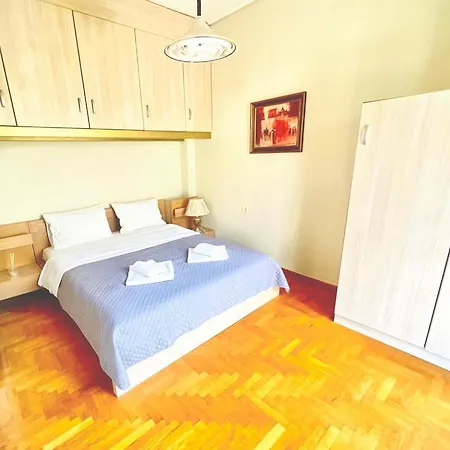Neoclassical 2bed In Kallimarmaro Apartment *